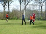 Training S.K.N.W.K. JO19-1 en JO17-1 van zaterdag 9 april 2022 (25/54)